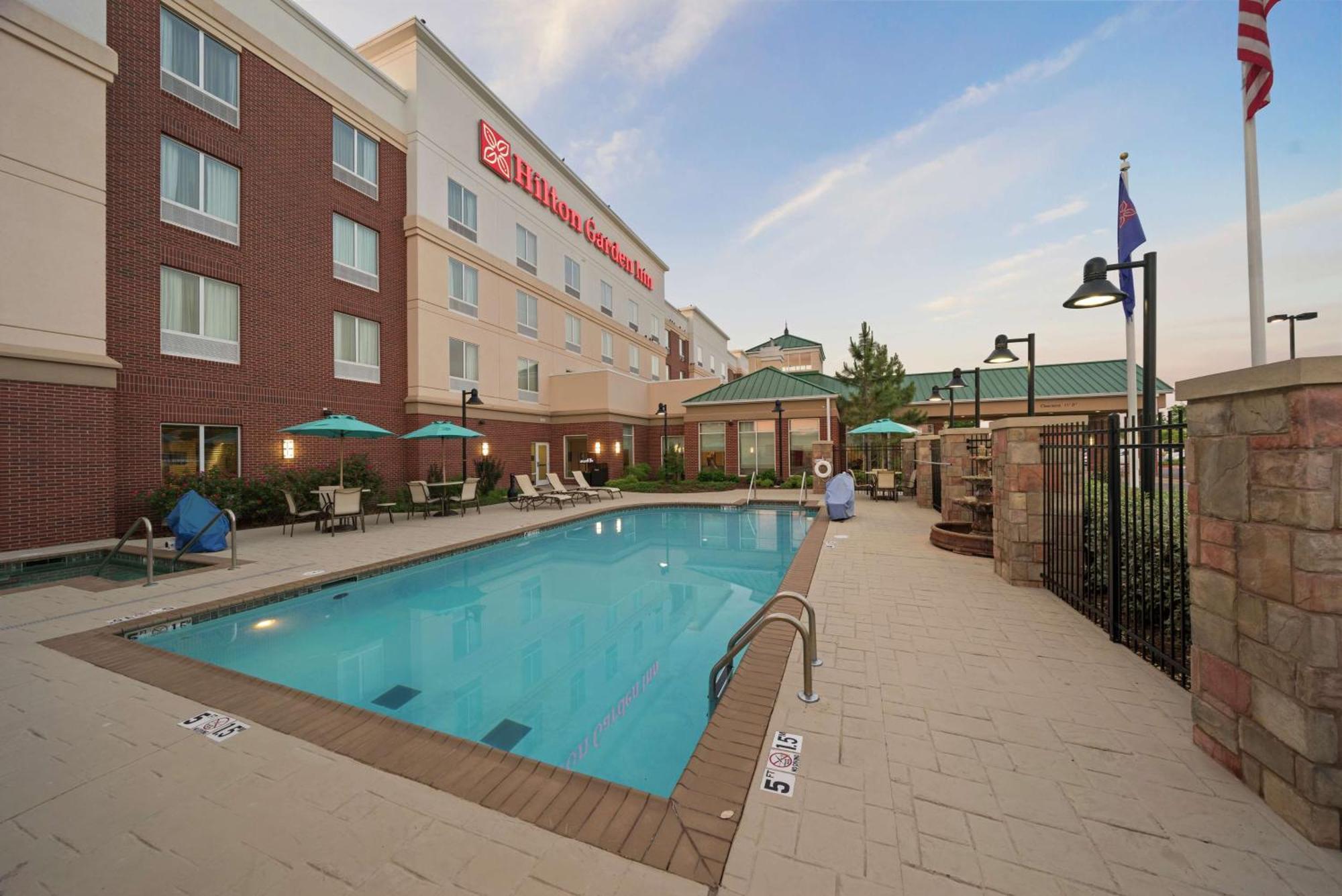 Hilton Garden Inn Lawton-Fort Sill Exteriör bild